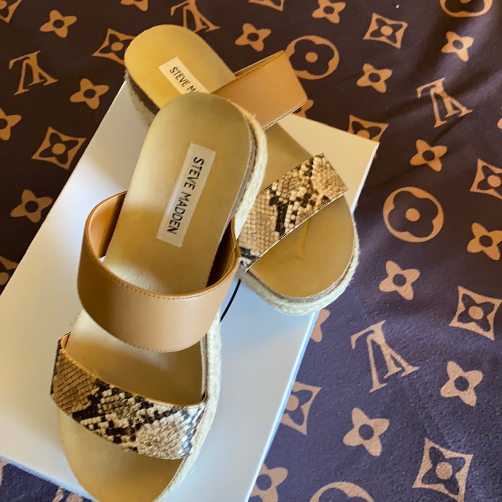 NIB Steve Madden Jadey Cognac